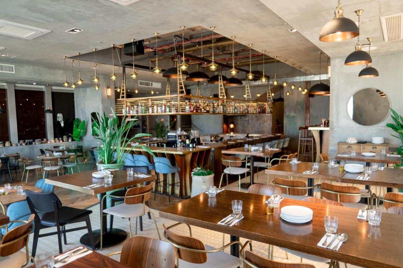 Brown Brut Seafront Hotel, A Member Of Brown Hotels Tel Aviv Buitenkant foto